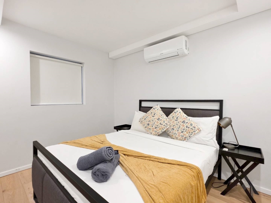 2 Bedroom Property for Sale in Sea Point Western Cape